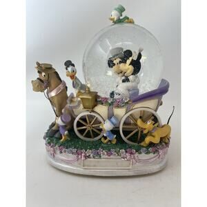 Disney Mickey & Minnie Just Married Wedding March Carriage Snowglobe Water Globe